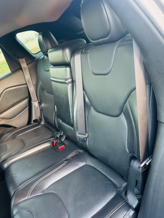 2015 Jeep Cherokee Image 7