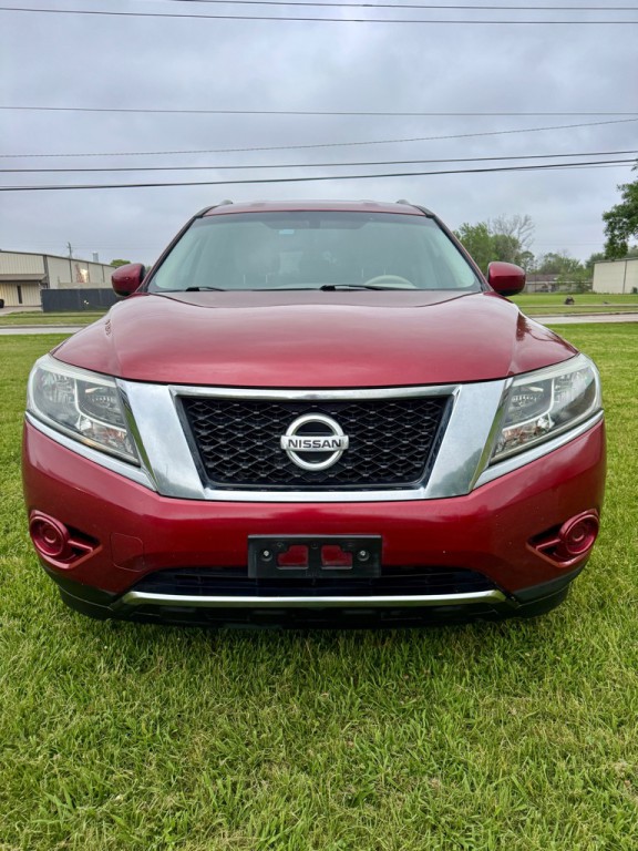 2015 Nissan Pathfinder Image 1