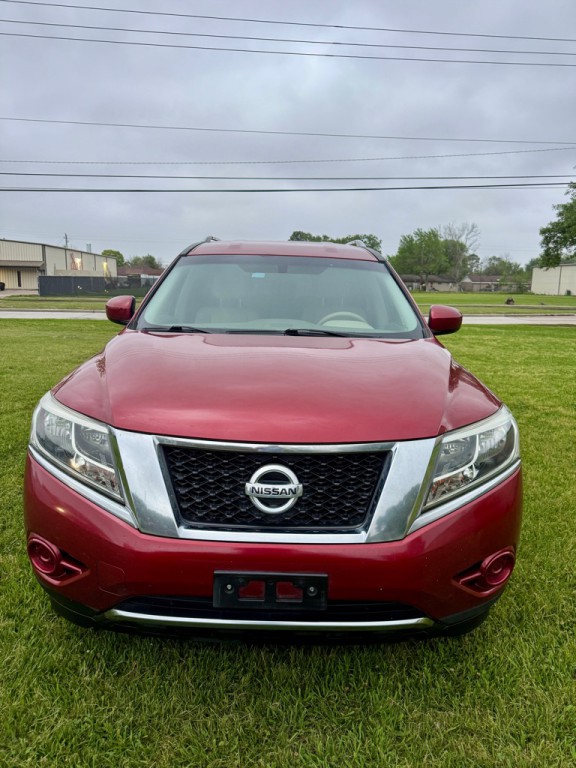 2015 Nissan Pathfinder Image 2