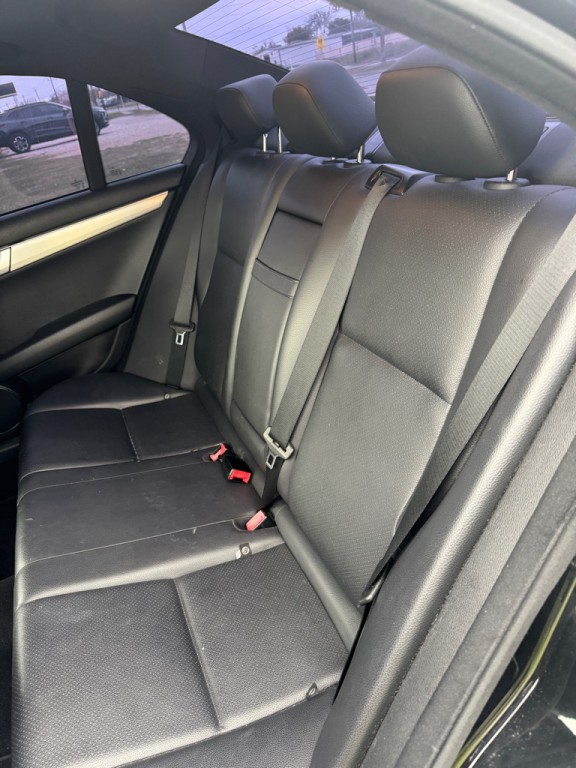 2013 Mercedes-Benz C-Class Image 25