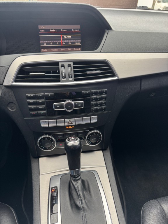 2013 Mercedes-Benz C-Class Image 27