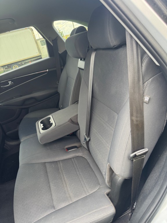 2019 Kia Sorento Image 8