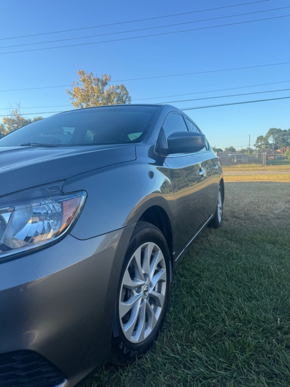 2019 Nissan Sentra Image 2