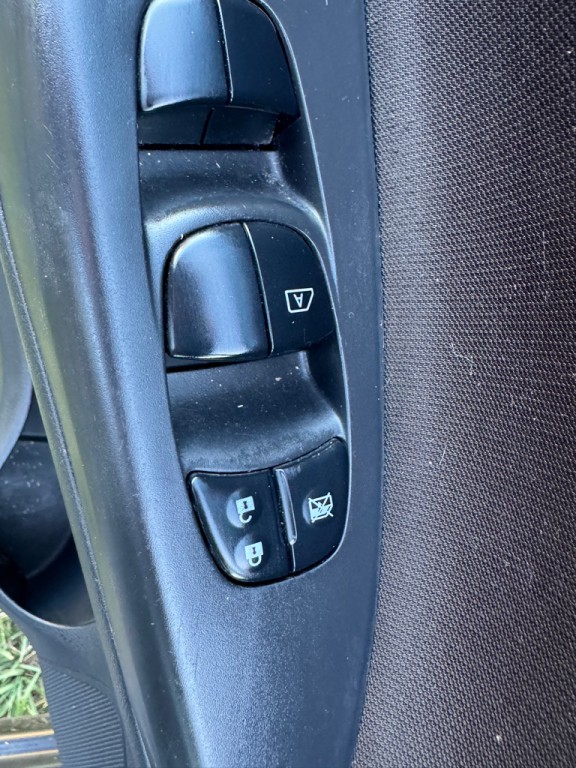 2019 Nissan Sentra Image 8