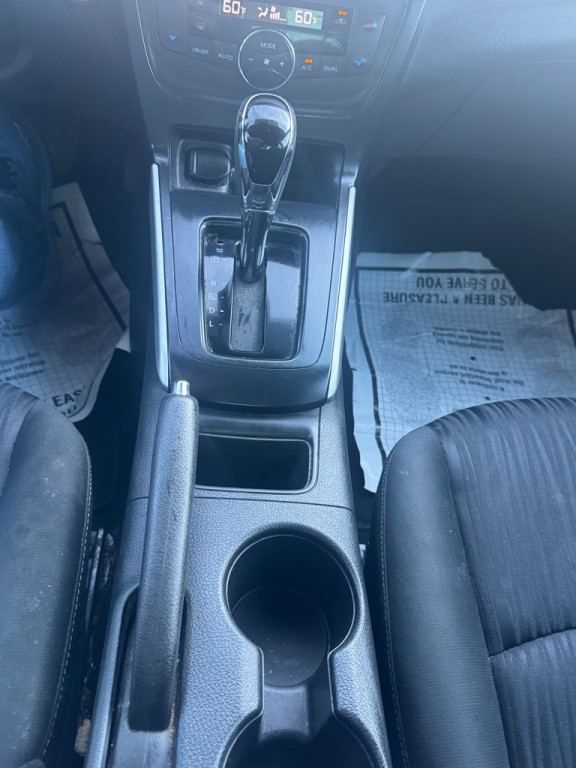 2019 Nissan Sentra Image 32