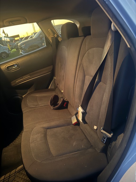 2015 Nissan Rogue Image 6