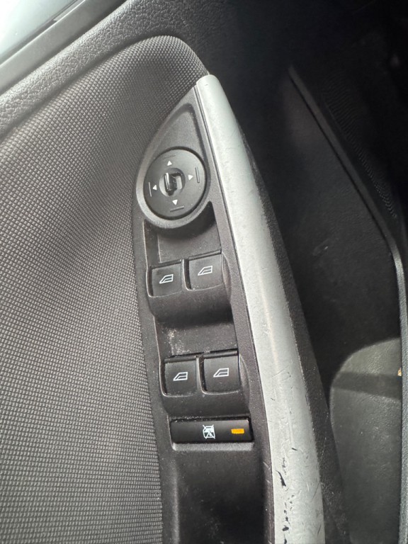 2013 Ford Focus Image 13