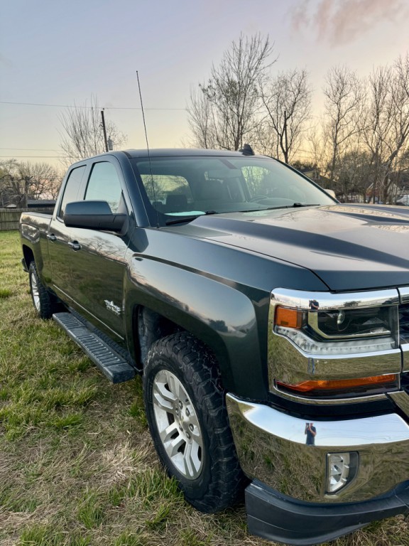 2017 Chevrolet Silverado 1500 Image 3