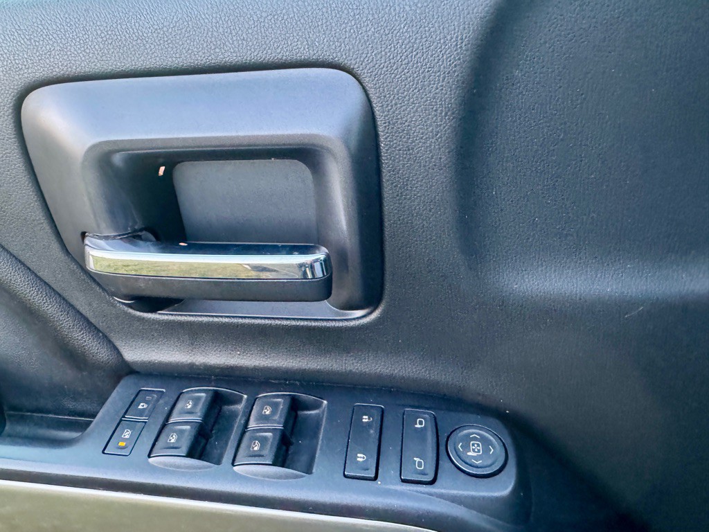 2017 Chevrolet Silverado 1500 Image 12