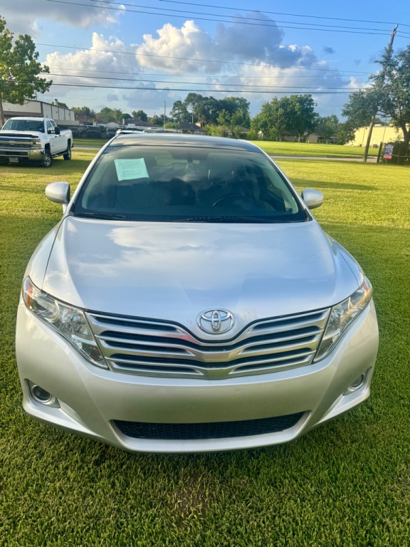 2010 Toyota Venza Image 2