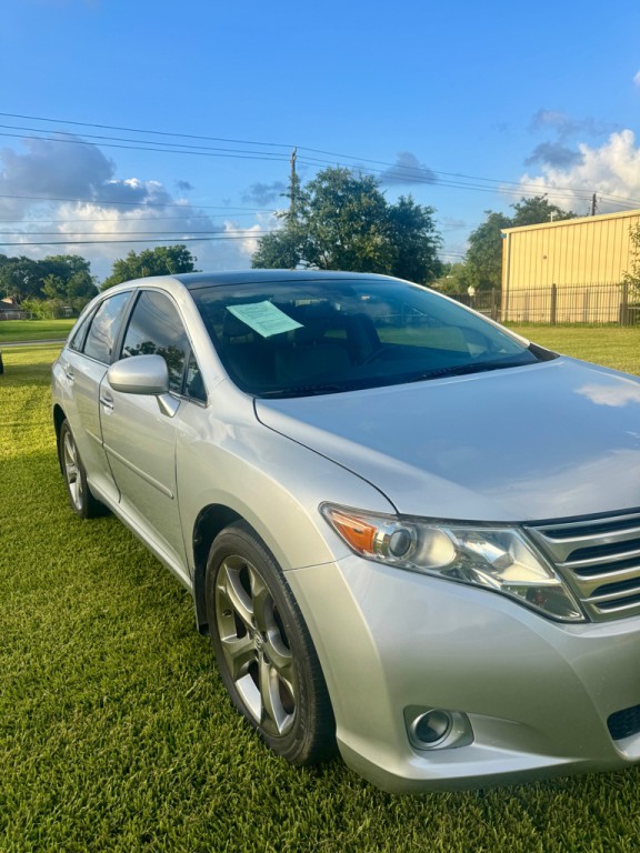 2010 Toyota Venza Image 3