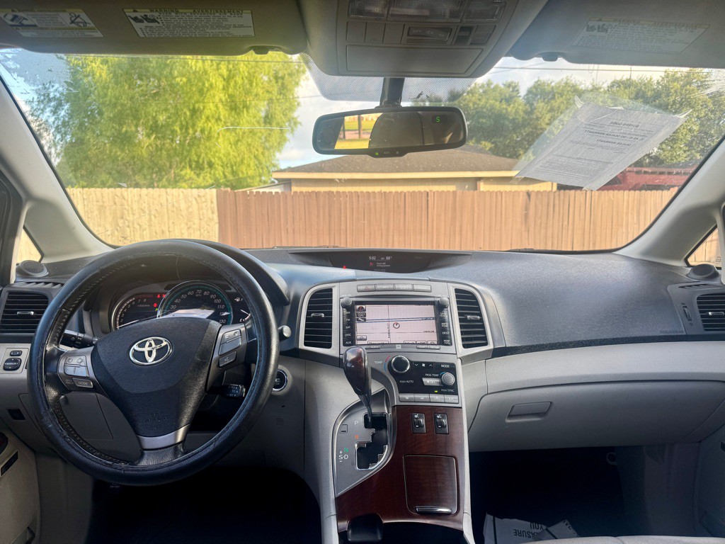 2010 Toyota Venza Image 9
