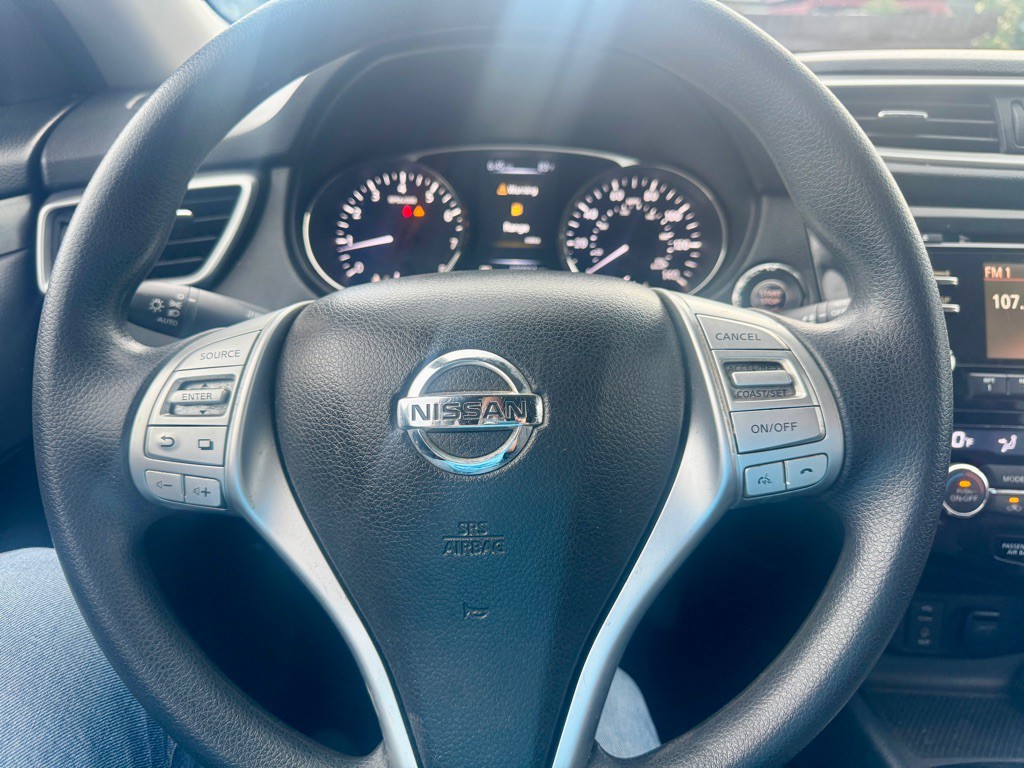 2016 Nissan Rogue Image 15