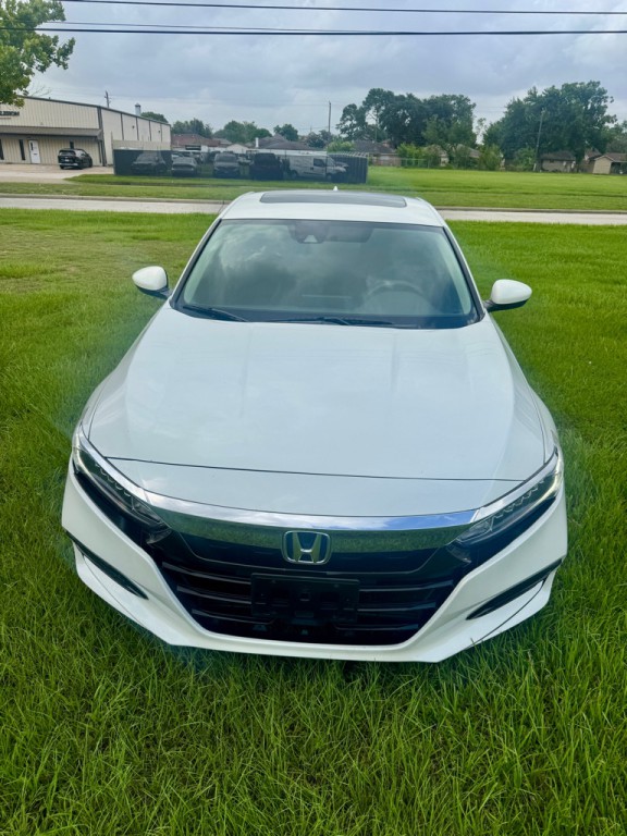 2018 Honda Accord Image 2