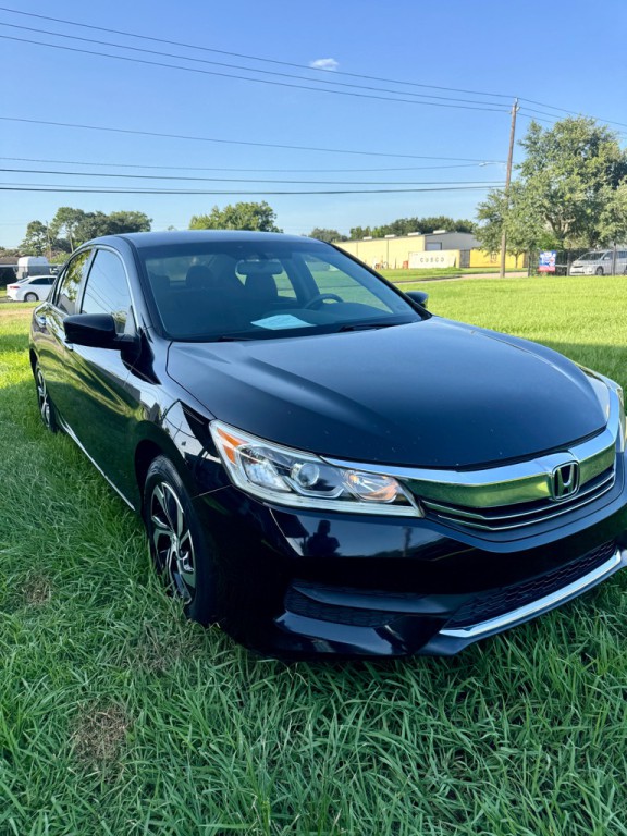 2017 Honda Accord Image 3