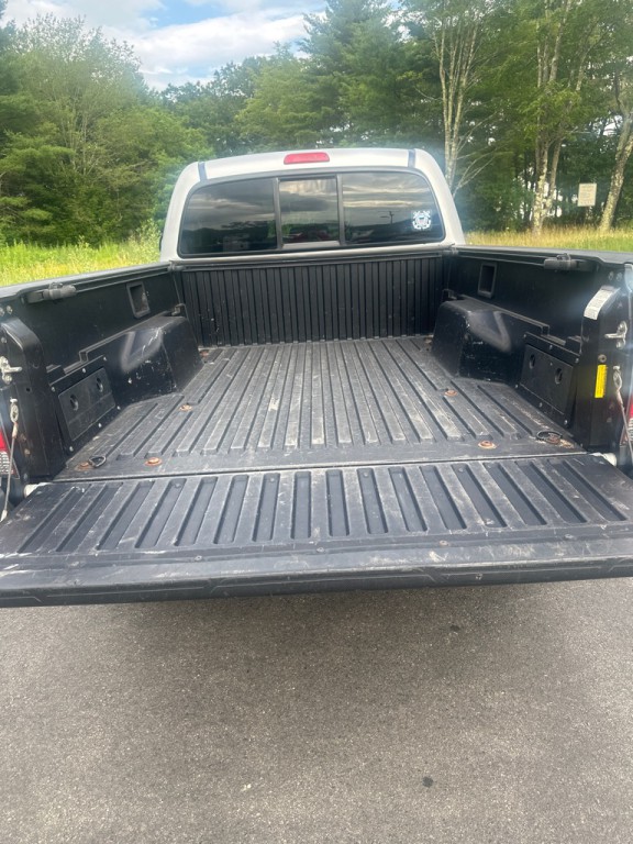 2010 Toyota Tacoma Image 10