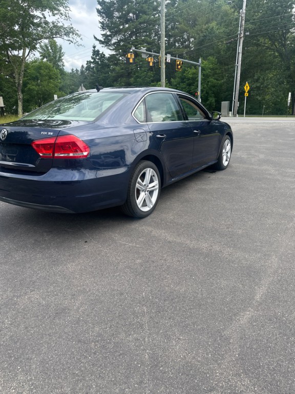 2015 Volkswagen Passat Image 6