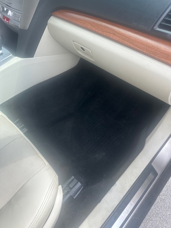 2014 Subaru Outback Image 15