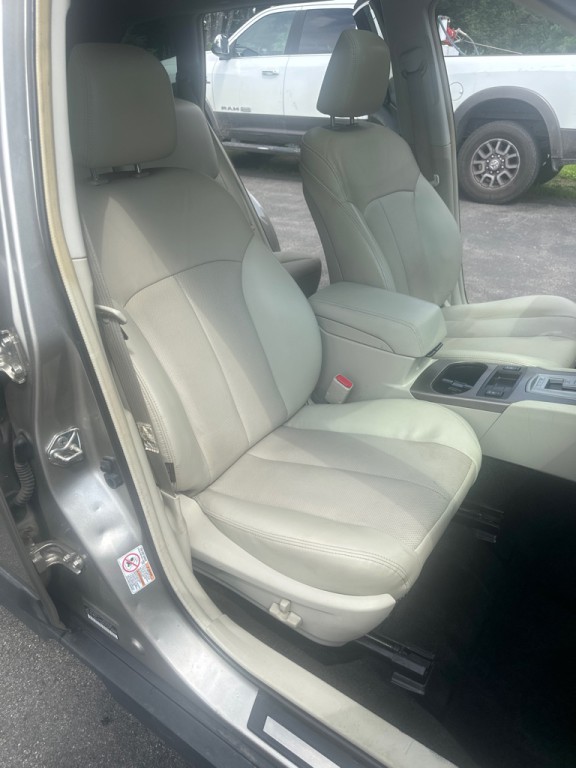 2014 Subaru Outback Image 16
