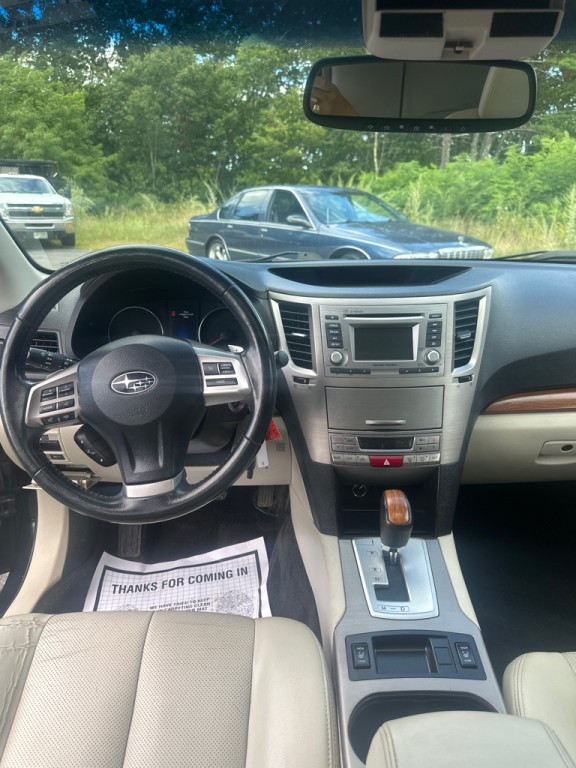 2014 Subaru Outback Image 15