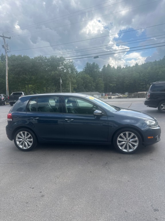 2013 Volkswagen Golf Image 9