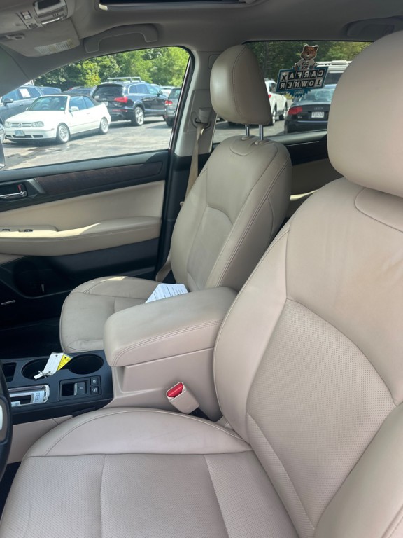 2016 Subaru Outback Image 13
