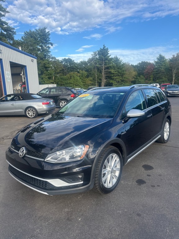 2017 Volkswagen Golf Image 3