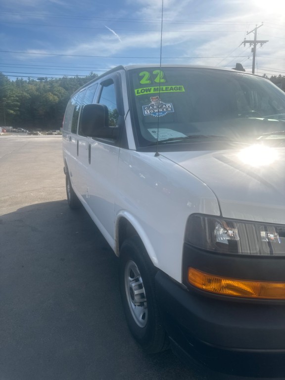 2022 GMC Savana Image 4