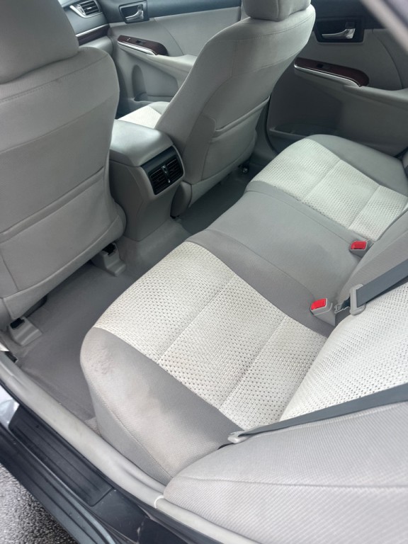 2012 Toyota Camry Image 10