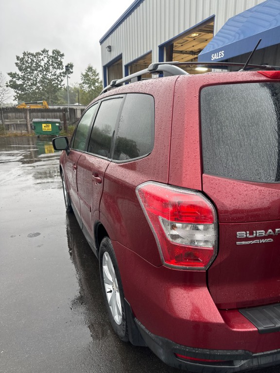 2015 Subaru Forester Image 3