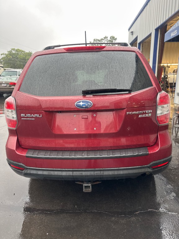 2015 Subaru Forester Image 8