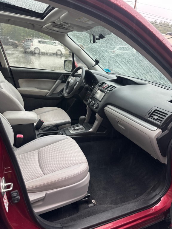 2015 Subaru Forester Image 11