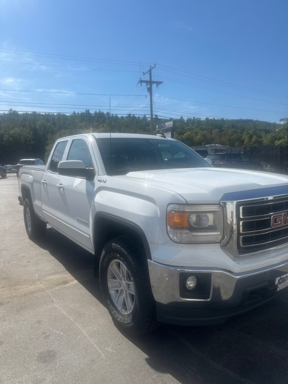 2015 GMC Sierra Image 4