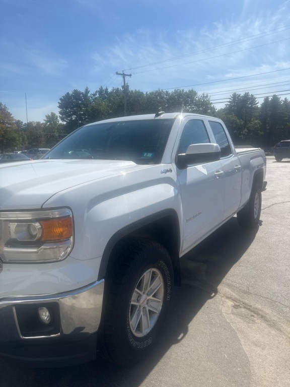 2015 GMC Sierra Image 10