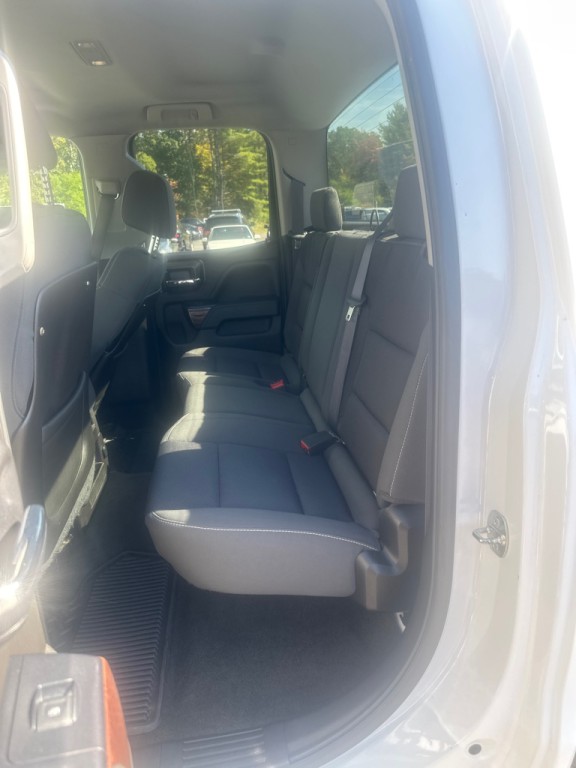 2015 GMC Sierra Image 15