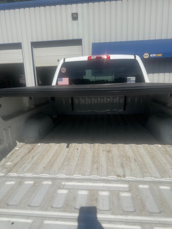 2015 GMC Sierra Image 18