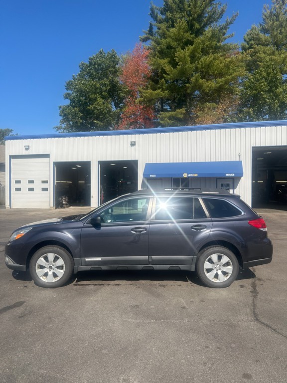 2012 Subaru Outback Image 11