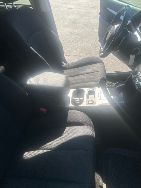 2012 Subaru Outback Image 15