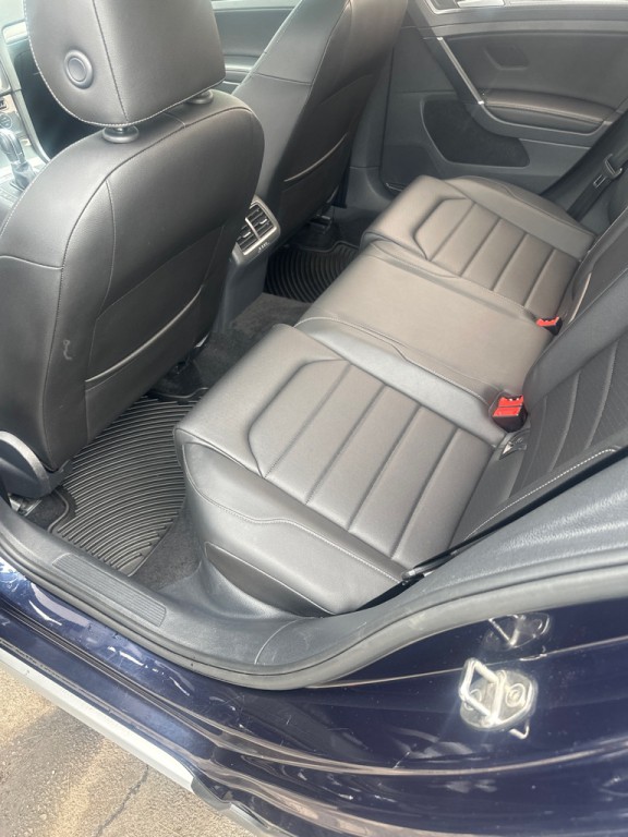 2017 Volkswagen Golf Image 20