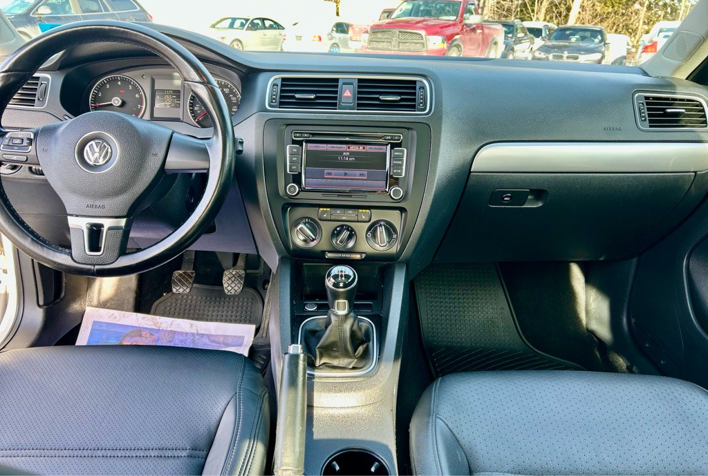 2014 Volkswagen Jetta Image 22