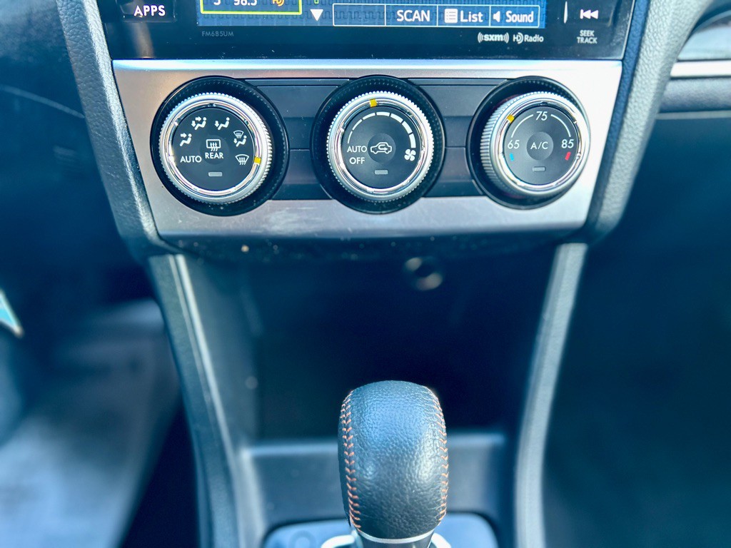 2016 Subaru Crosstrek Image 14