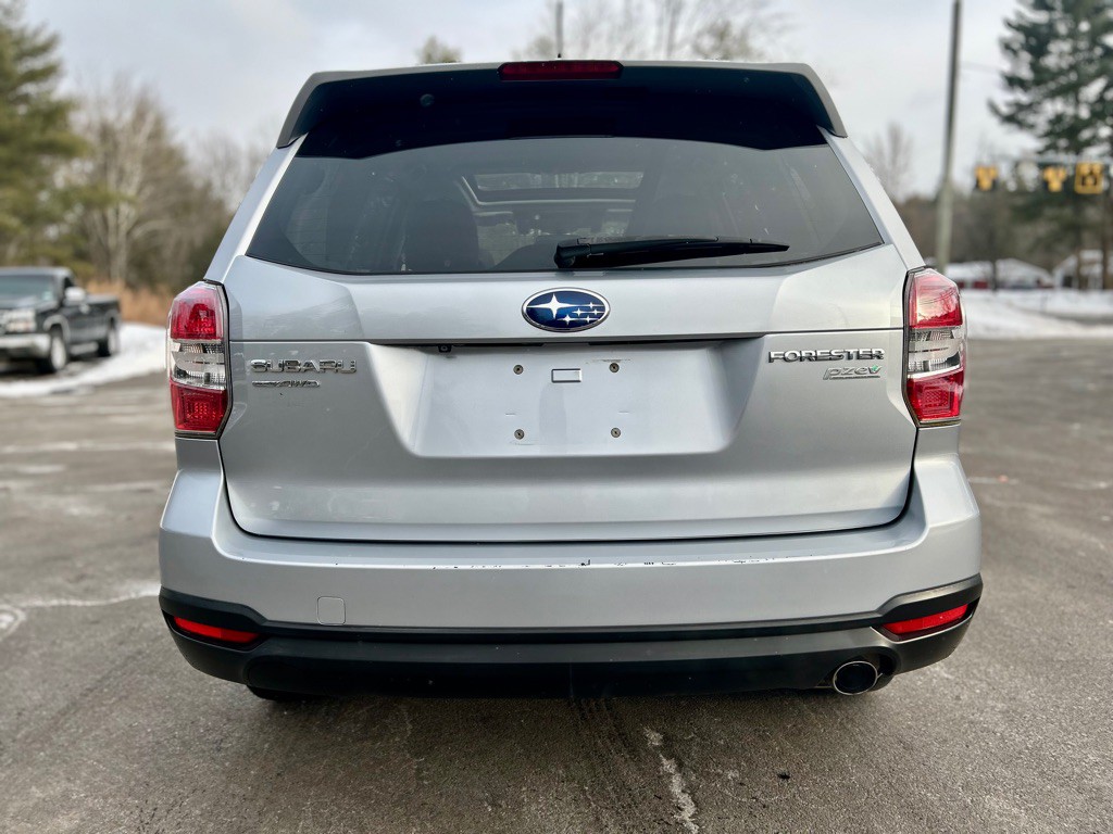 2014 Subaru Forester Image 6