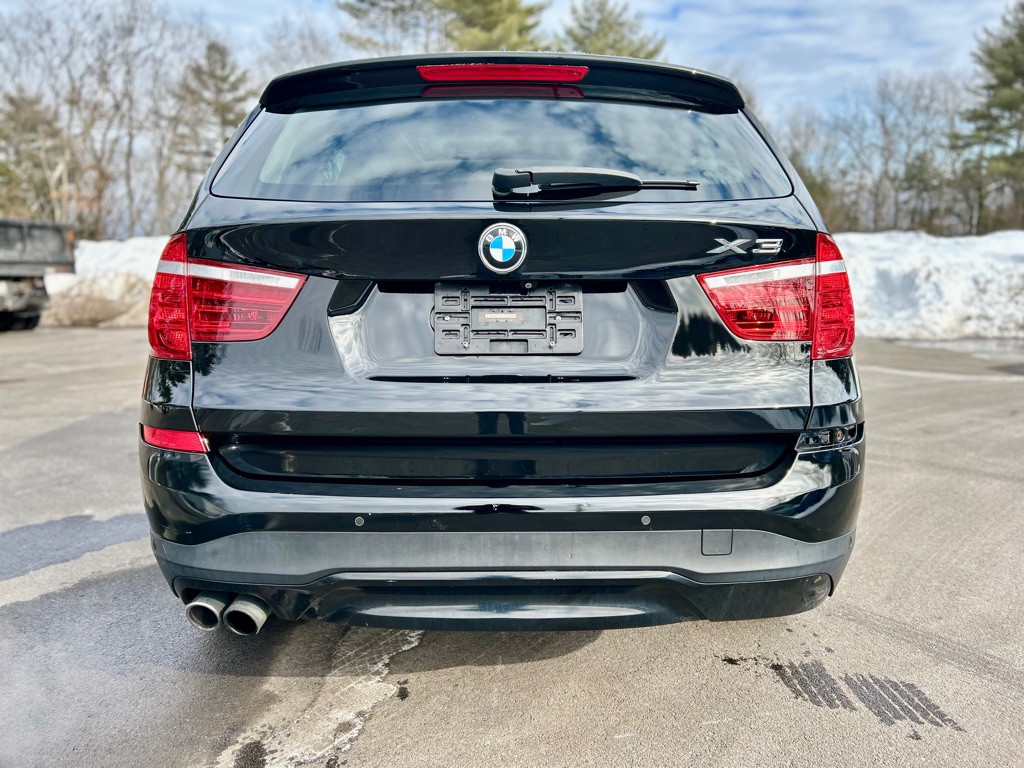 2017 BMW X3 Image 6