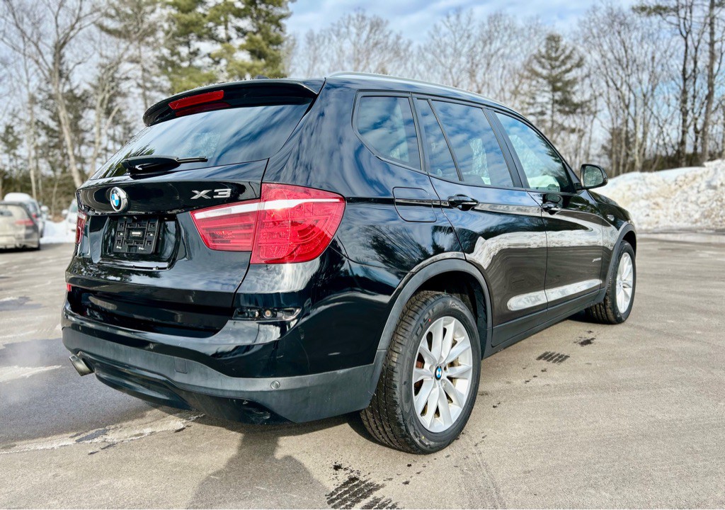 2017 BMW X3 Image 7