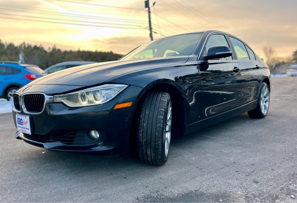 2015 BMW 3 Series Image 3