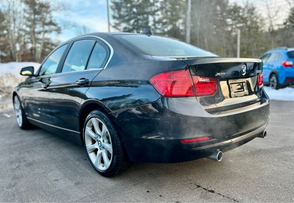 2015 BMW 3 Series Image 5