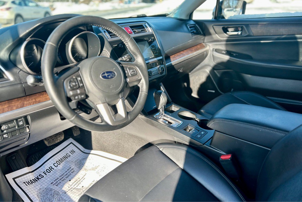2015 Subaru Outback Image 10