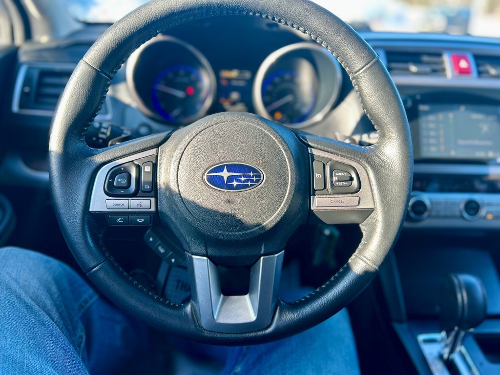 2015 Subaru Outback Image 12
