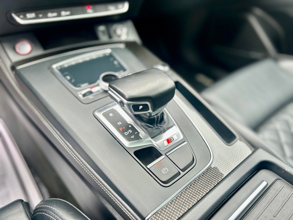 2019 Audi Q5 Image 17