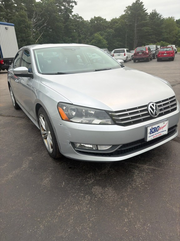 2014 Volkswagen Passat Image 3
